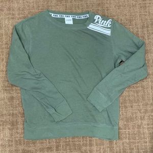 Thin navy green crew neck